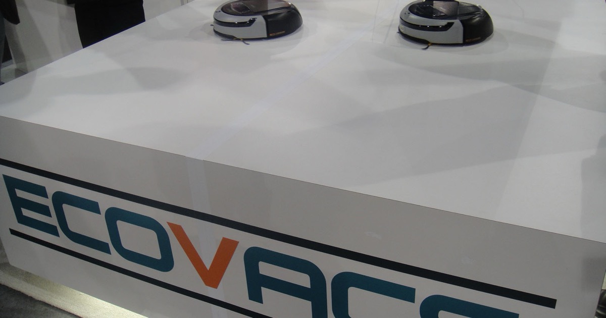 CES 2012 - Ecovacs (6937589611). Photo by The Conmunity - Pop Culture Geek from Los Angeles, CA, USA on Wikimedia Commons.